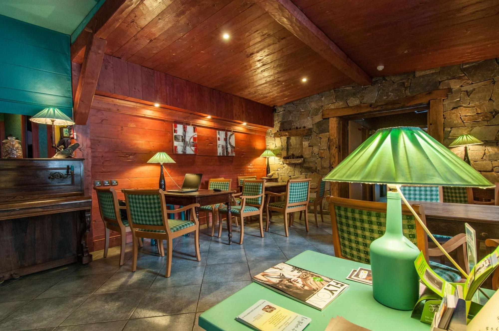 Saint-Ferréol Brit Hotel Florimont מראה חיצוני תמונה