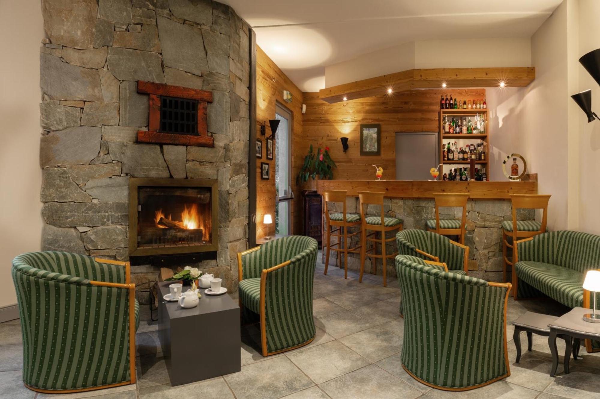 Saint-Ferréol Brit Hotel Florimont מראה חיצוני תמונה